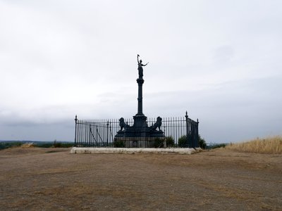 Le mémorial de Mûrs-Érigné