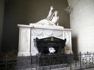 Tombeau de Charles de Bonchamp dans l’église abbatiale de Saint-Florent-le-Vieil.