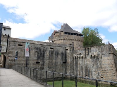 L’entrée du château des ducs de Bretagne à Nantes