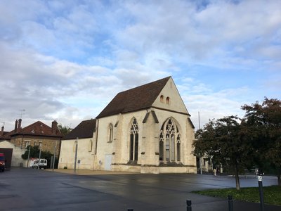 Façade nord des églises Sainte-Croix et Saint-Georges