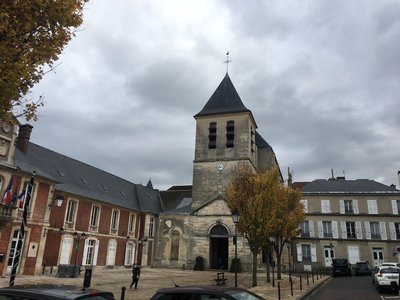 FR-610SC-83-77400-Lagny-église-ND-Ardents-PO7-1