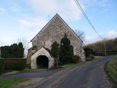 L’entrée de l’église Saint-Cyr de Blesme