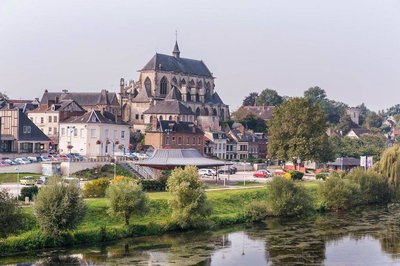 Église Notre-Dame-des-Arts à Pont-de-l’Arche