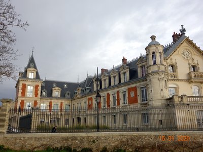 Château de Conflans-Sainte-Honorine et Musée de la batellerie