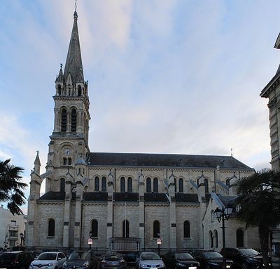 Église Saint-Clodoald à Saint-Cloud