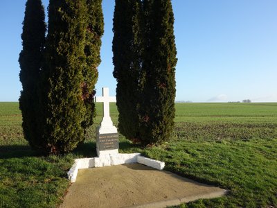 Stèle en hommage au groupe Hildevert - Oissery