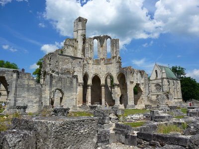 Vestiges de l’église médiévales de l’abbaye de Chaalis