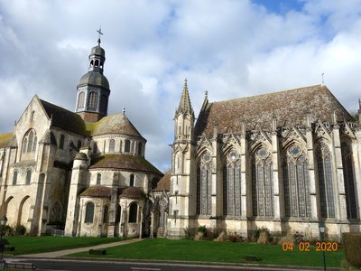 L’abbatiale et la Sainte-Chapelle à Saint-Germer-de-Fly