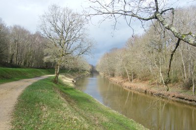 Canal de Nantes à Brest