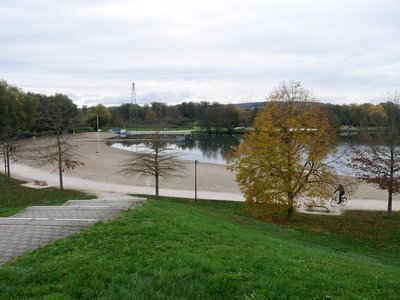 La plage de la base de Loisirs