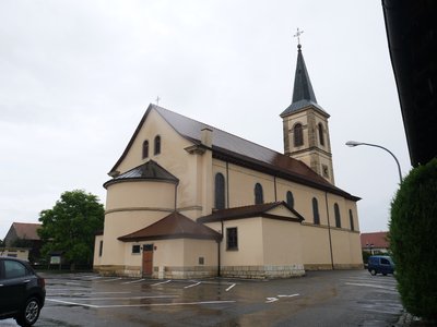 L’église Saint-Martin au centre d’Oltingue