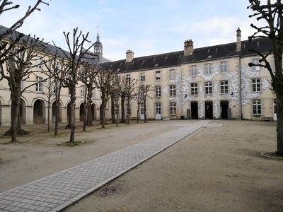 Cour Carrée-Musée de la Dentelle d’Alençon