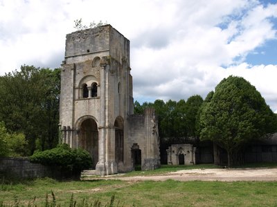 Tour de l’église abbatiale Saint-Vanne