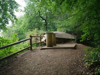 Le blockhaus d’observation et la plaque d’orientation