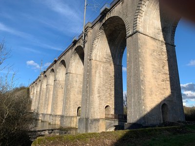 Viaduc sur Le Vair