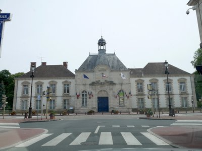 Hôtel de ville de Vitry-le-François installé dans un ancien couvent.