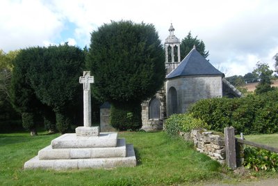 Chapelle et calvaire de Trébalay