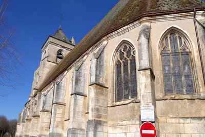 Bas-côté sud de l’église Notre-Dame à Ouanne