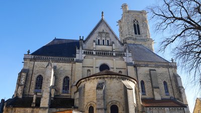 Cathédrale de Nevers, abside ouest vue extérieure