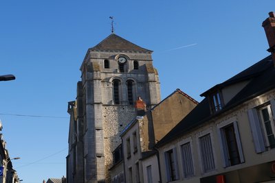 Le clocher de l’église Saint-Jacques à Cosne-sur-Loire