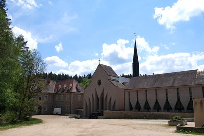 Abbaye Sainte-Marie de la Pierre qui Vire