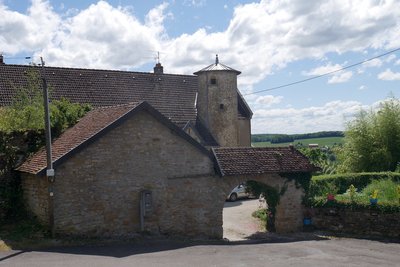 Une des tours du château de Rougemont