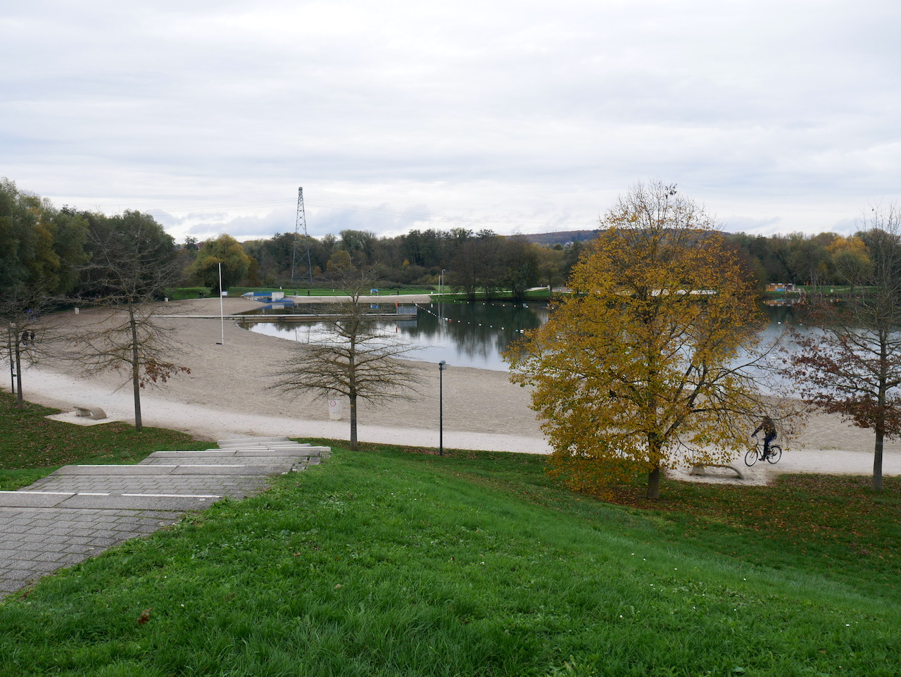 La plage de la base de Loisirs du Pays de Montbéliard