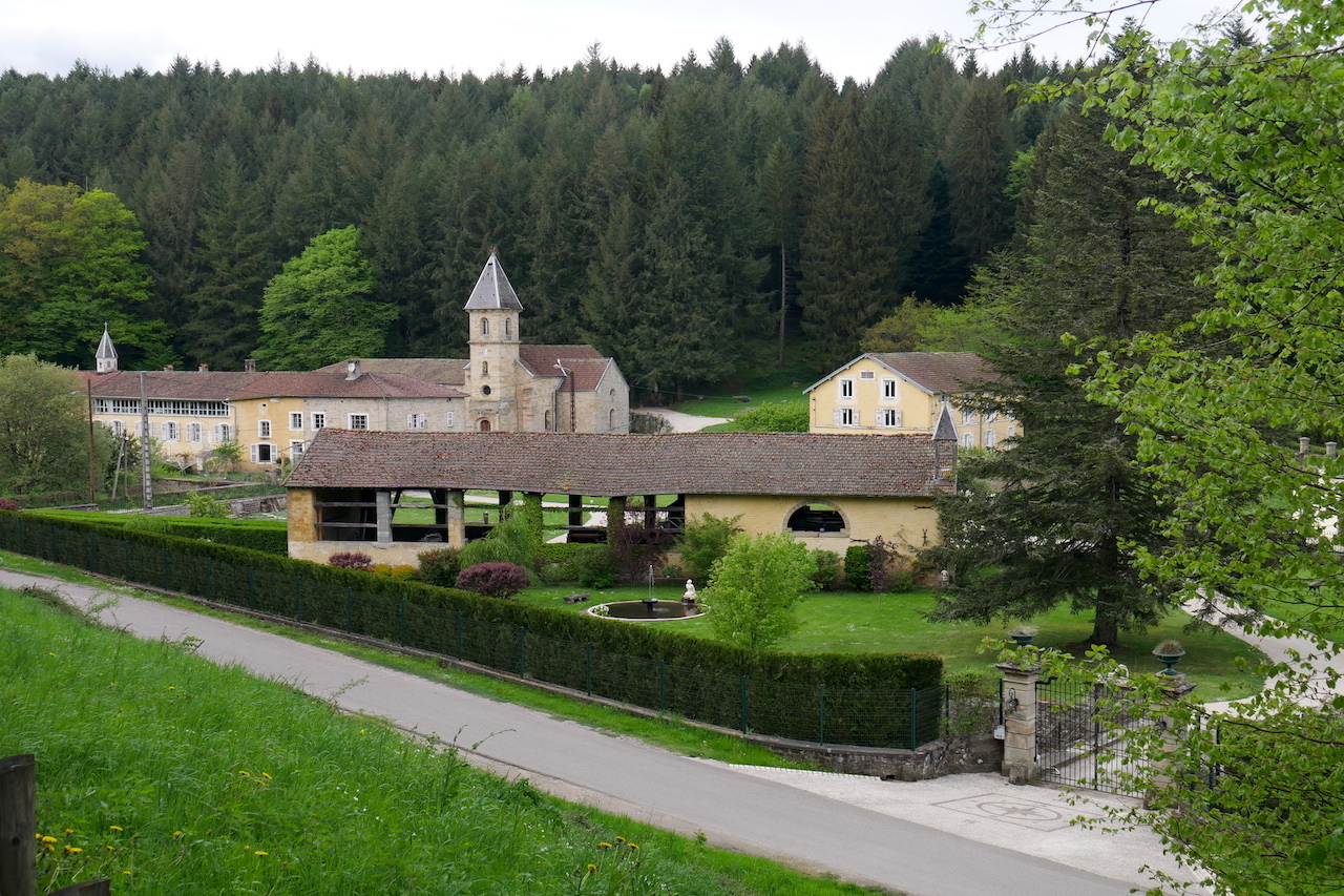 Ancienne abbaye de Droiteval et Maison du Maître de Forges